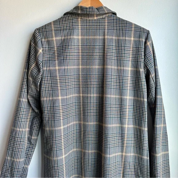 Revolve - Lovers + Friends plaid trench coat - Picture 8 of 9